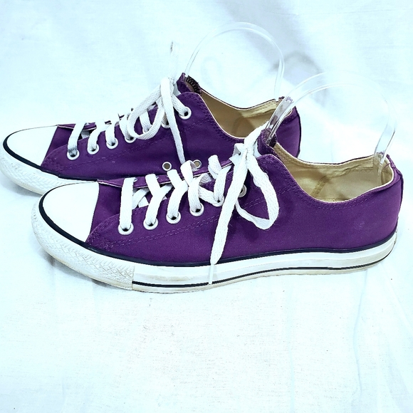 fuschia chuck taylors